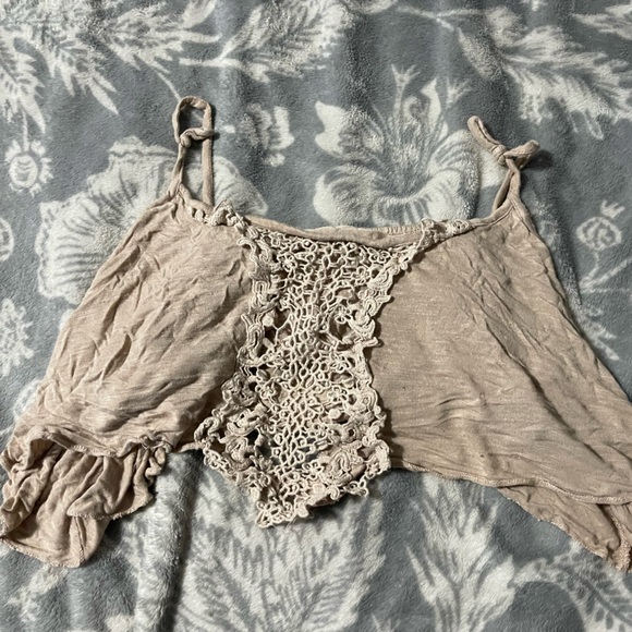 Spaghetti strap cropped top - Picture 1 of 2